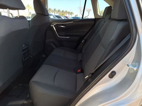 Used 2019 Toyota RAV4 XLE image 23