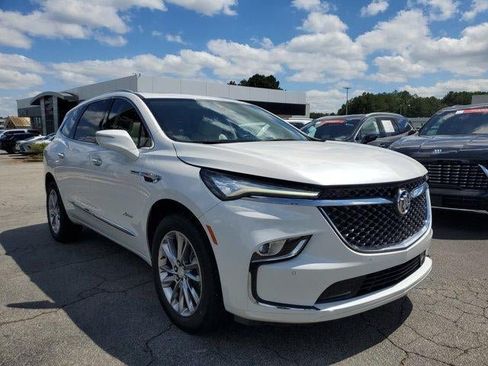 Used 2022 Buick Enclave Avenir FWD image 9