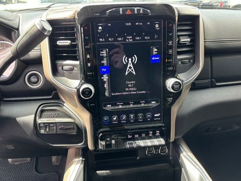 Used 2020 RAM 3500 Laramie AWD/4WD image 18
