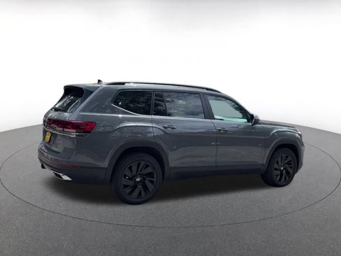 Used 2026 Volkswagen Atlas SE FWD image 14