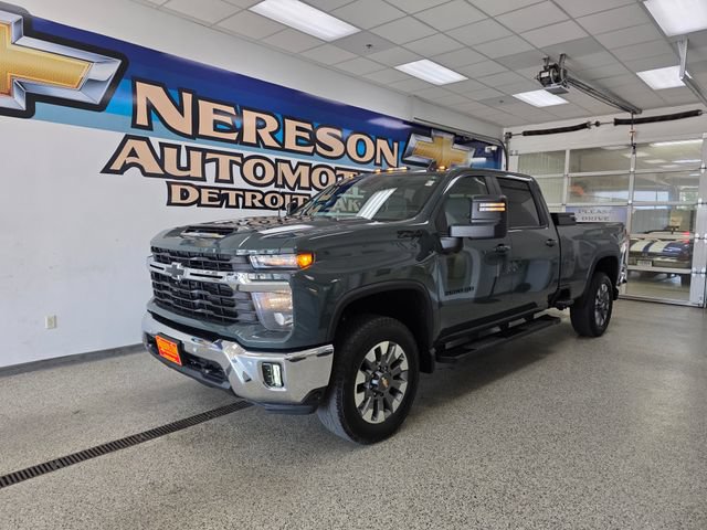 Used 2025 Chevrolet Silverado 3500 LT w/ All Star Edition AWD/4WD image 1