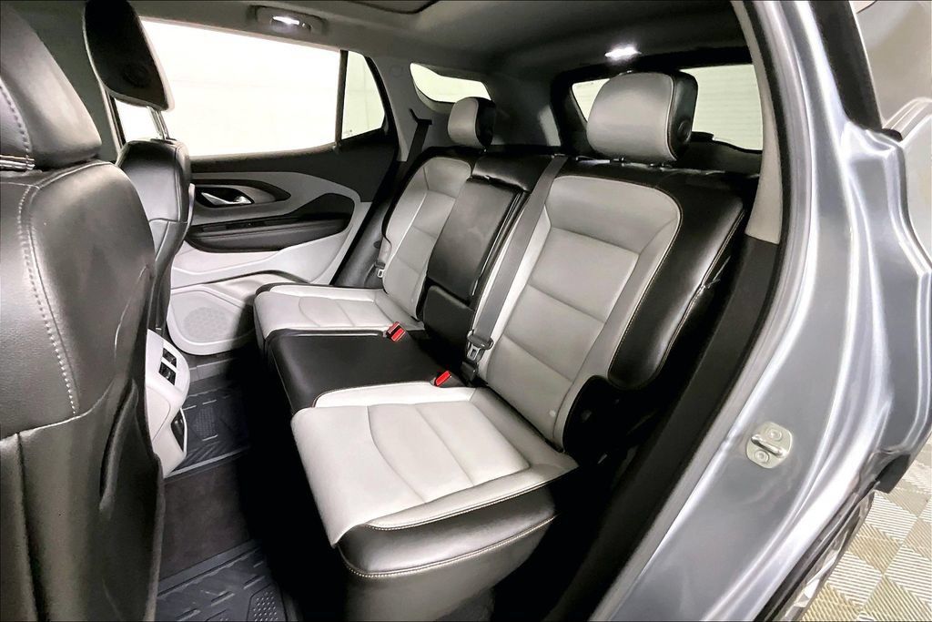 Used 2019 GMC Terrain SLT w/ Preferred Package FWD image 26