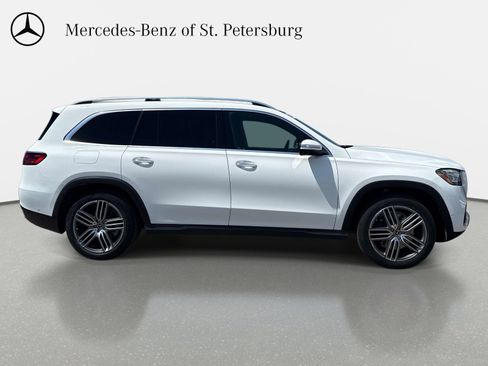 Certified 2024 Mercedes-Benz GLS 450 4MATIC image 5