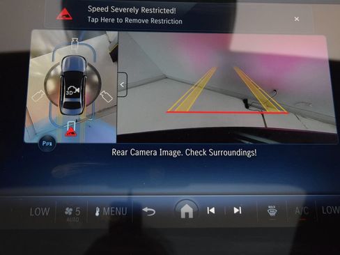 Used 2026 Mercedes-Benz E 350 4MATIC Sedan w/ Driver Assistance Package image 32