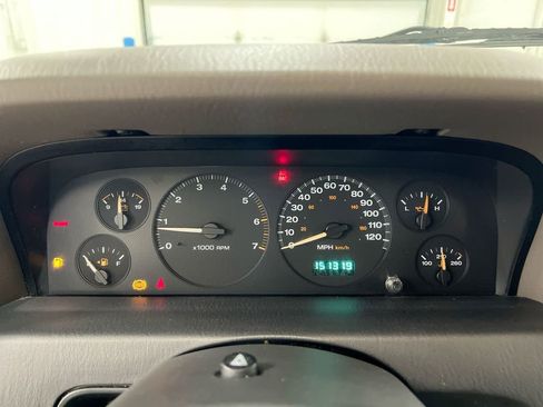 Used 2002 Jeep Grand Cherokee Sport image 12