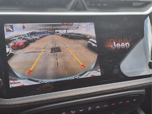 New 2026 Jeep Cherokee Overland image 15