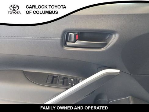 Used 2026 Toyota Corolla Cross LE FWD image 12