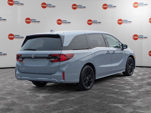 Certified 2025 Honda Odyssey Sport-L image 5