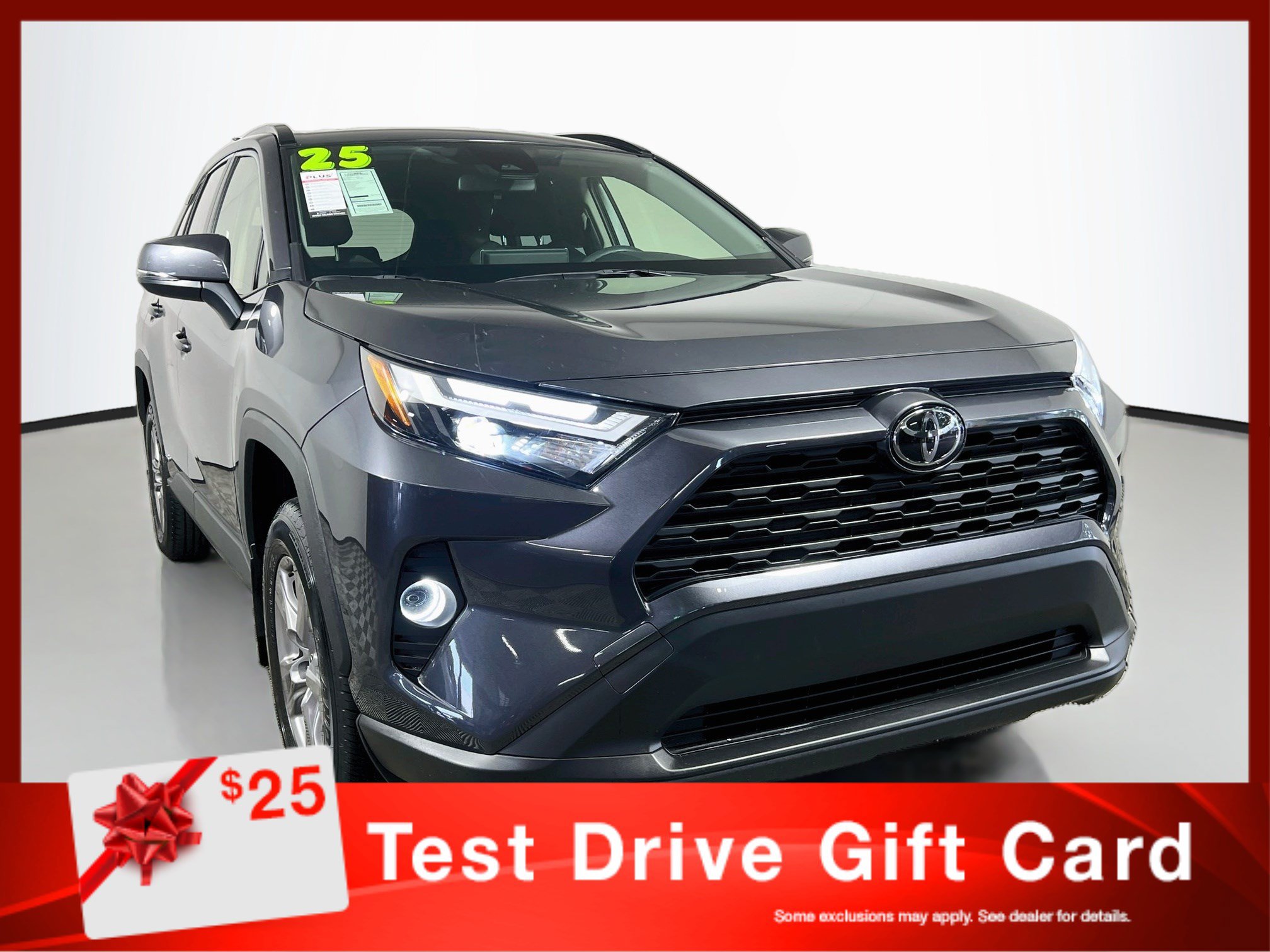 Used 2025 Toyota RAV4 XLE AWD/4WD image 1