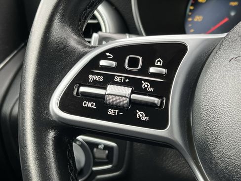 Used 2021 Mercedes-Benz GLC 300 4MATIC image 29