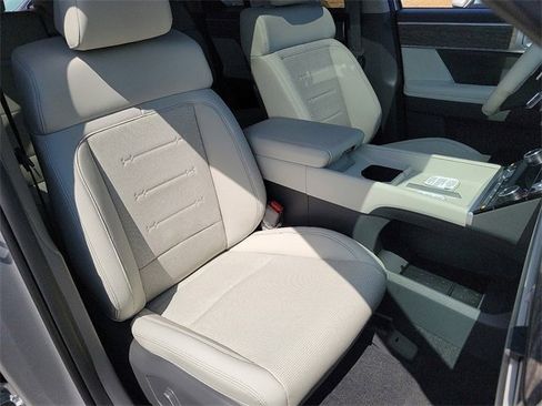 New 2026 Hyundai Santa Fe Limited image 16