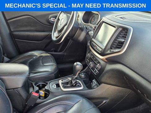Used 2015 Jeep Cherokee Limited AWD/4WD image 17