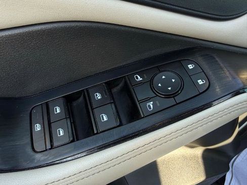 Certified 2023 Nissan Rogue SV w/ SV Premium B Package image 22