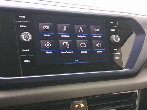 Used 2022 Volkswagen Taos SE image 20