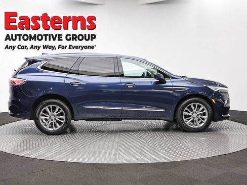 Used 2022 Buick Enclave Avenir w/ Avenir Technology Package AWD/4WD image 4