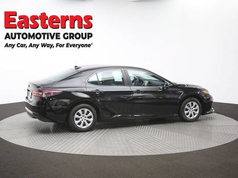 Used 2021 Toyota Camry LE FWD image 38