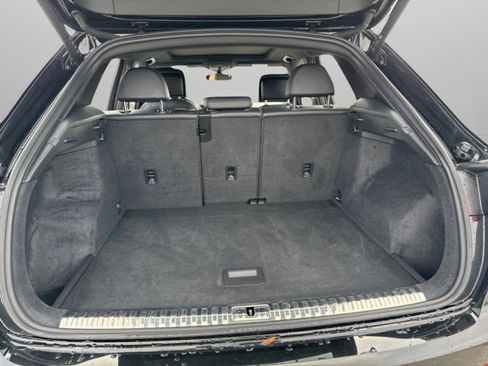 Used 2024 Audi Q3 2.0T Premium image 37