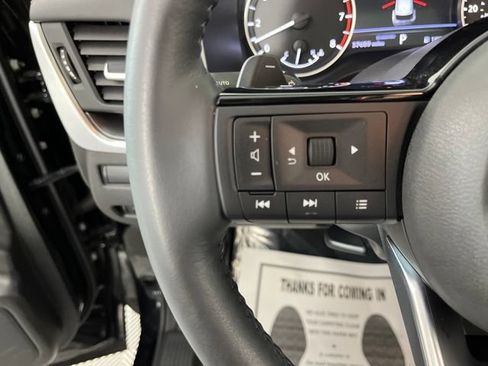 Used 2023 Nissan Rogue SV w/ SV Premium B Package FWD image 24