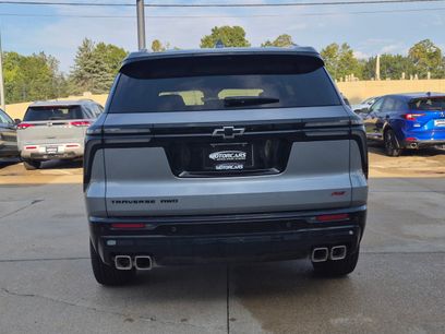 Used 2026 Chevrolet Traverse RS