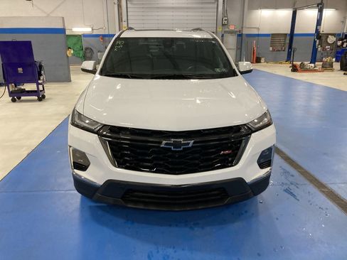 Used 2023 Chevrolet Traverse RS w/ LPO, Floor Liner Package image 2