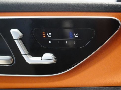 Used 2026 Mercedes-Benz GLC 300 4MATIC image 26