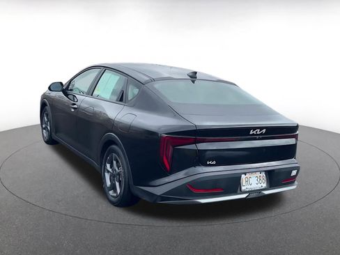 Used 2025 Kia K4 LXS image 11