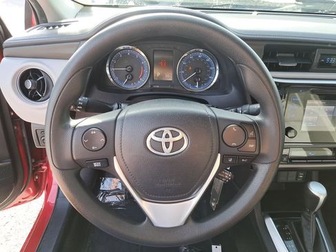 Used 2017 Toyota Corolla LE image 16