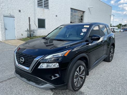 Used 2023 Nissan Rogue SV AWD/4WD image 4
