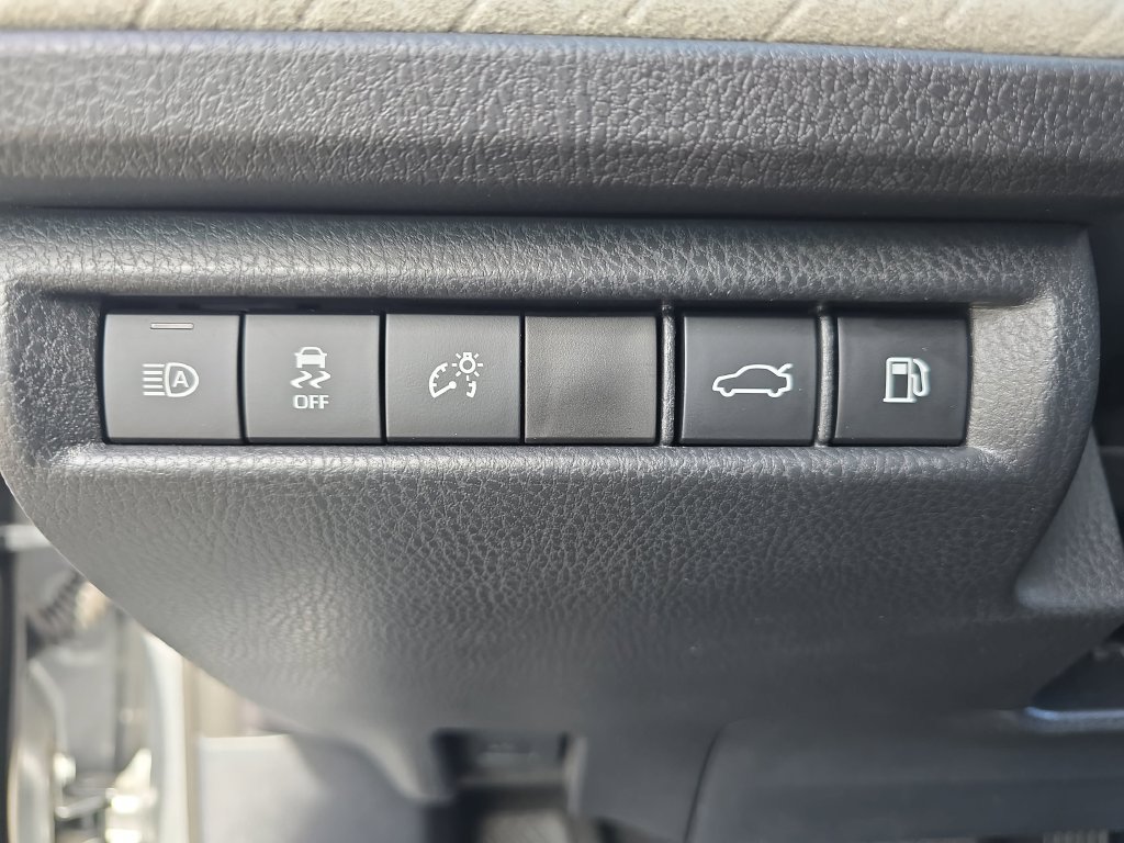 Certified 2026 Toyota Camry XLE AWD/4WD image 31