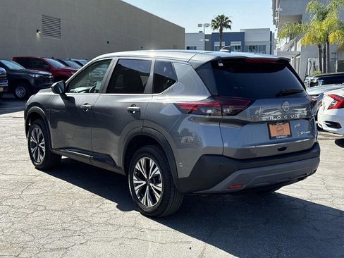 Used 2023 Nissan Rogue SV AWD/4WD image 5
