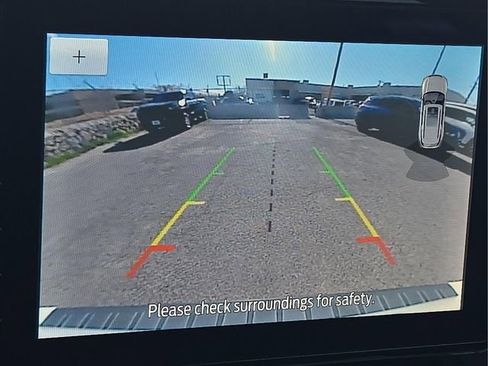 Used 2021 Ford Explorer XLT image 28