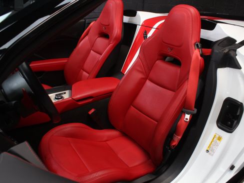 Used 2017 Chevrolet Corvette Grand Sport RWD image 81
