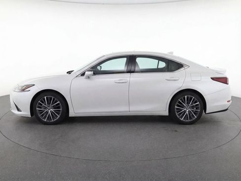 Used 2025 Lexus ES 350 w/ Premium Package image 4