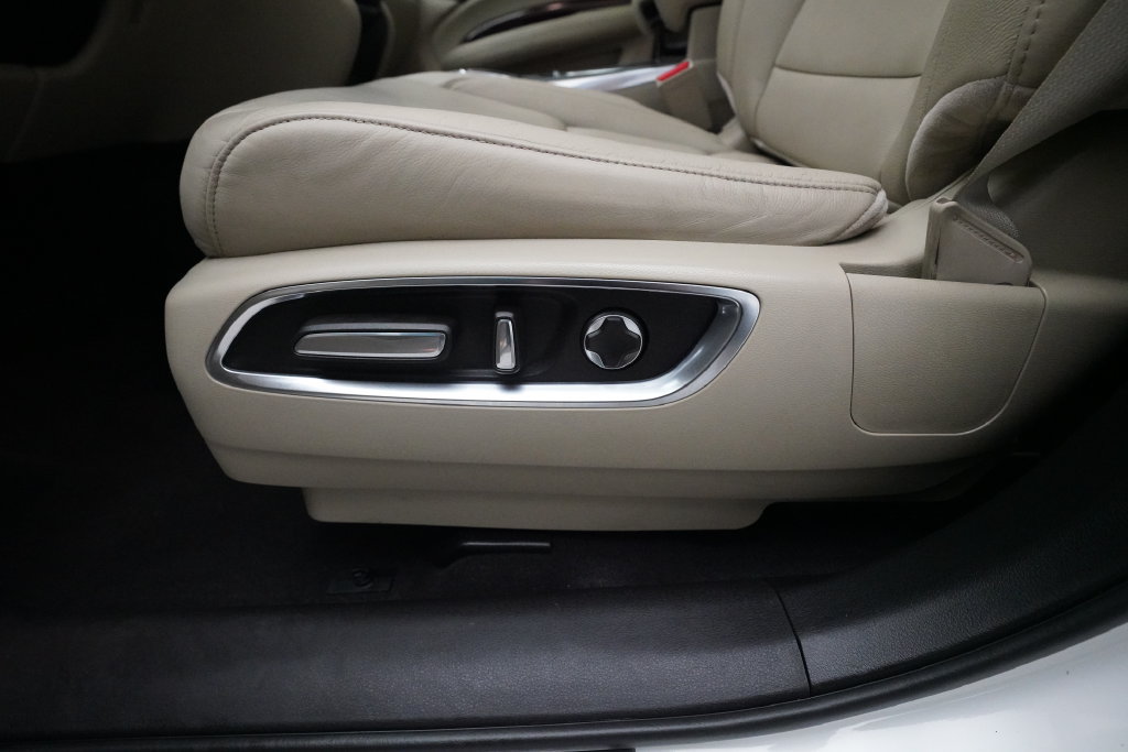 Used 2019 Acura MDX SH-AWD image 24