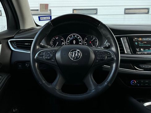 Used 2019 Buick Enclave Avenir w/ Avenir Technology Package image 39