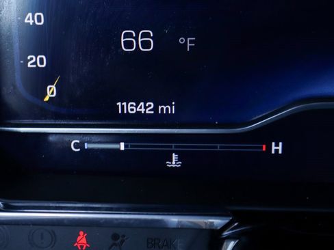 Used 2025 Chevrolet Silverado 3500 LT w/ Convenience Package image 25