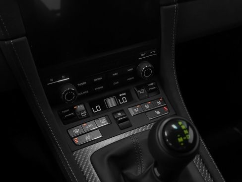 Used 2025 Porsche 718 Cayman GT4 RS RWD image 57