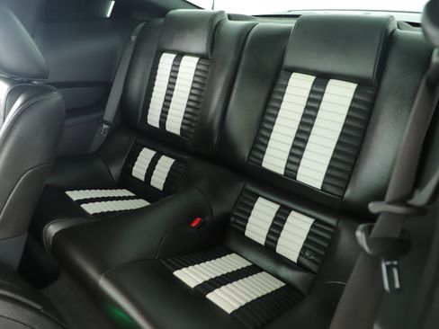 Used 2010 Ford Mustang Shelby GT500 image 21