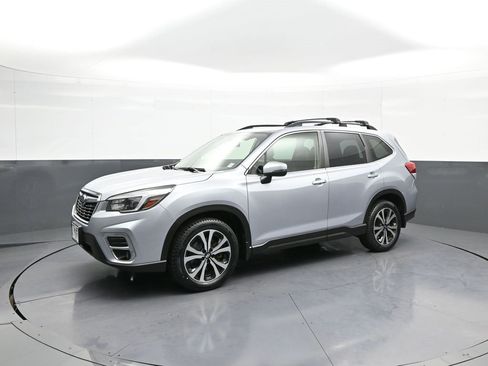 Used 2021 Subaru Forester Limited image 10