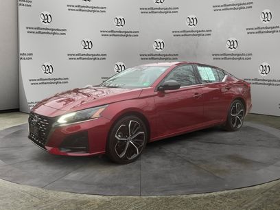 Used 2024 Nissan Altima 2.5 SR