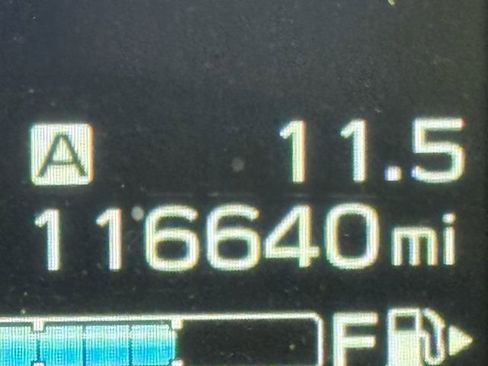 Used 2019 Subaru Crosstrek 2.0i w/ Eyesight System image 7