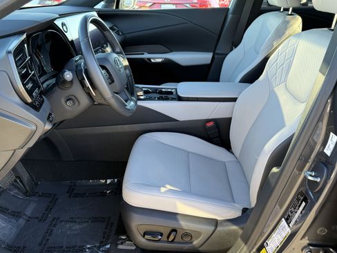 Certified 2024 Lexus RX 350h image 18
