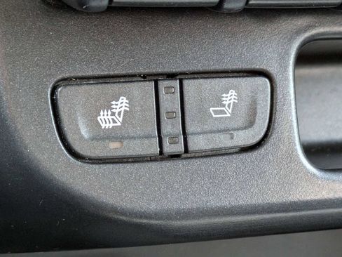 Used 2021 Chevrolet Colorado ZR2 AWD/4WD image 21