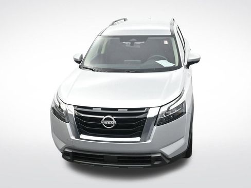 Used 2024 Nissan Pathfinder SV image 22