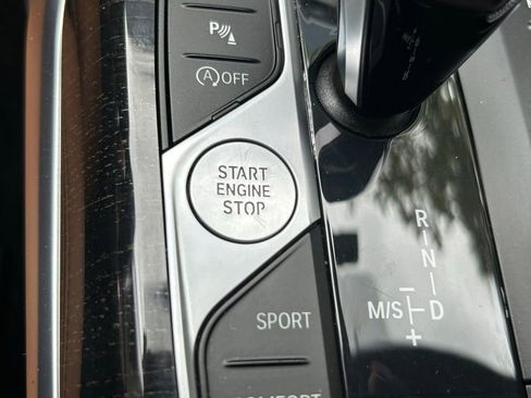 Used 2022 BMW 330i Sedan w/ Driving Assistance Package RWD image 45