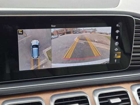 Used 2022 Mercedes-Benz GLE 450 4MATIC image 45
