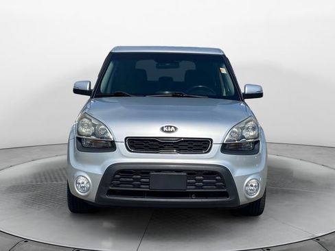 Used 2013 Kia Soul + w/ Audio Pkg FWD image 8