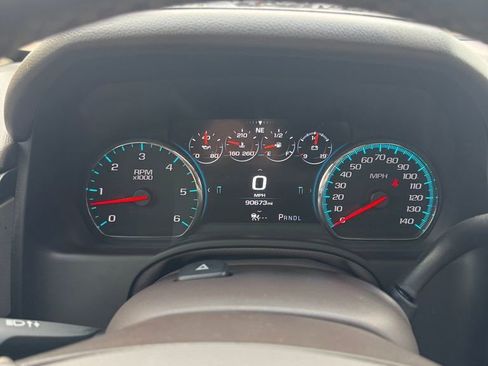 Used 2017 GMC Yukon Denali w/ Open Road Package RWD image 19