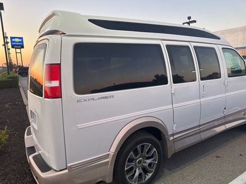 New 2025 Chevrolet Express 2500 Work Van w/ Driver Convenience Package image 18