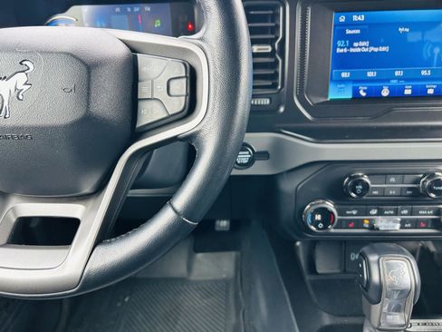 Used 2021 Ford Bronco Big Bend image 18